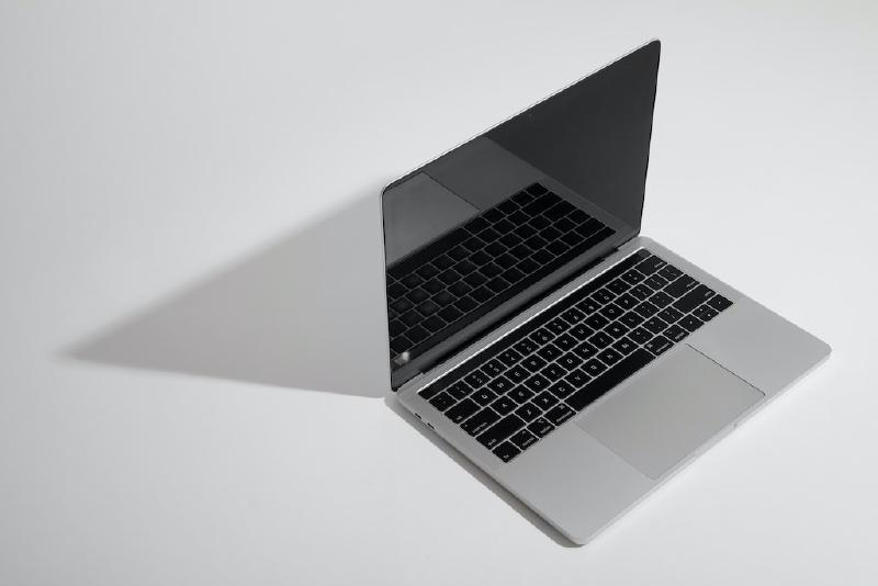 Featured image of post MacBook 外接螢幕、鍵盤、滑鼠設置